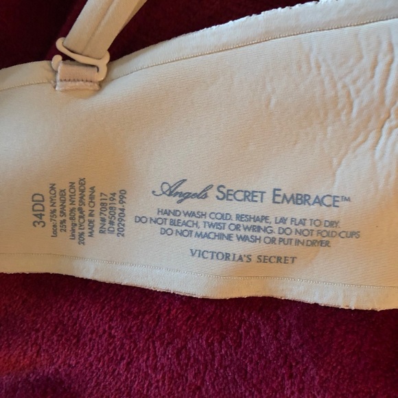 Victoria’s Secret bra 34DD like new - Picture 3 of 3